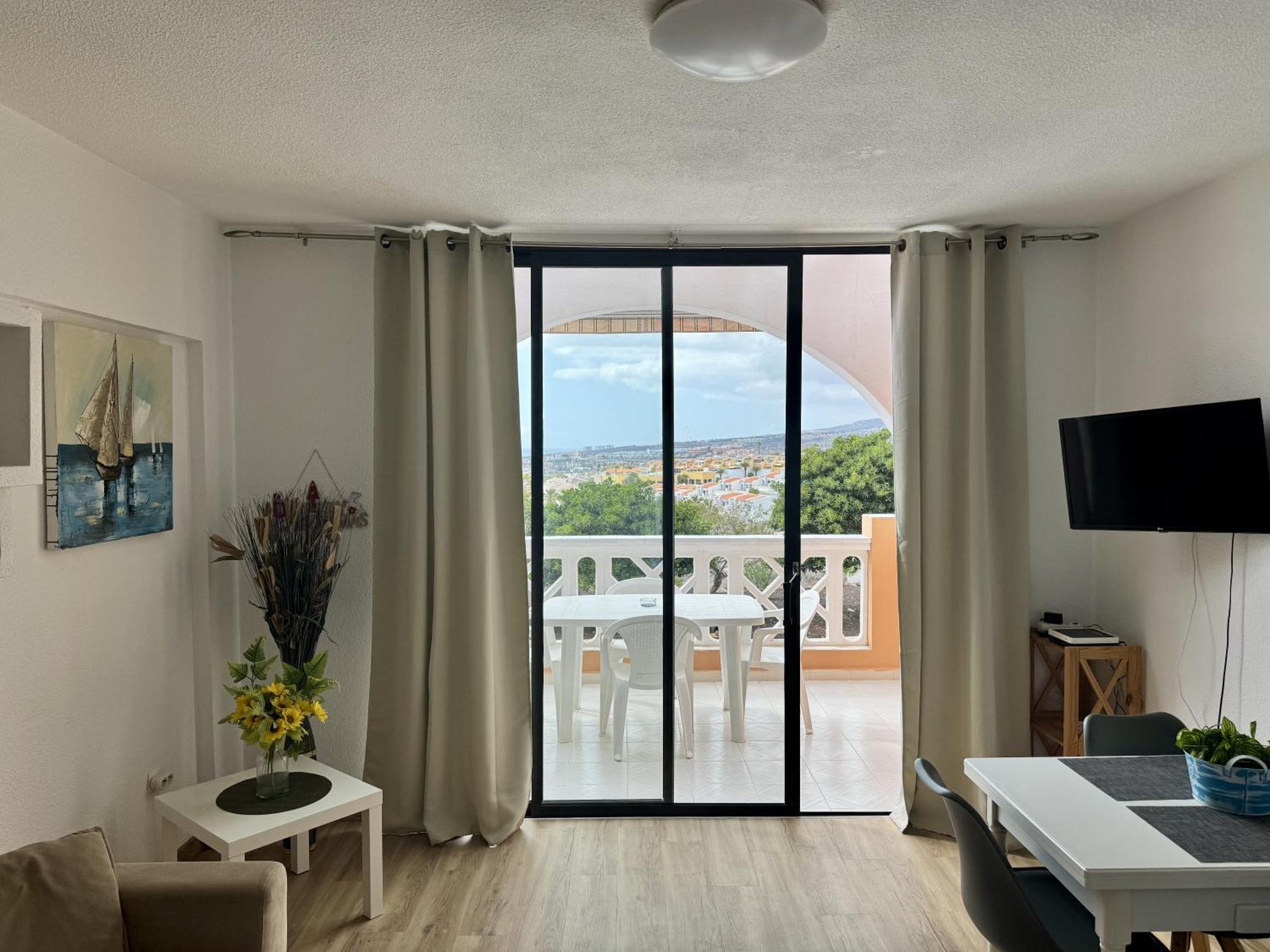 Panoramic Paradise Tenerife Ocean View & Comfort Appartamento