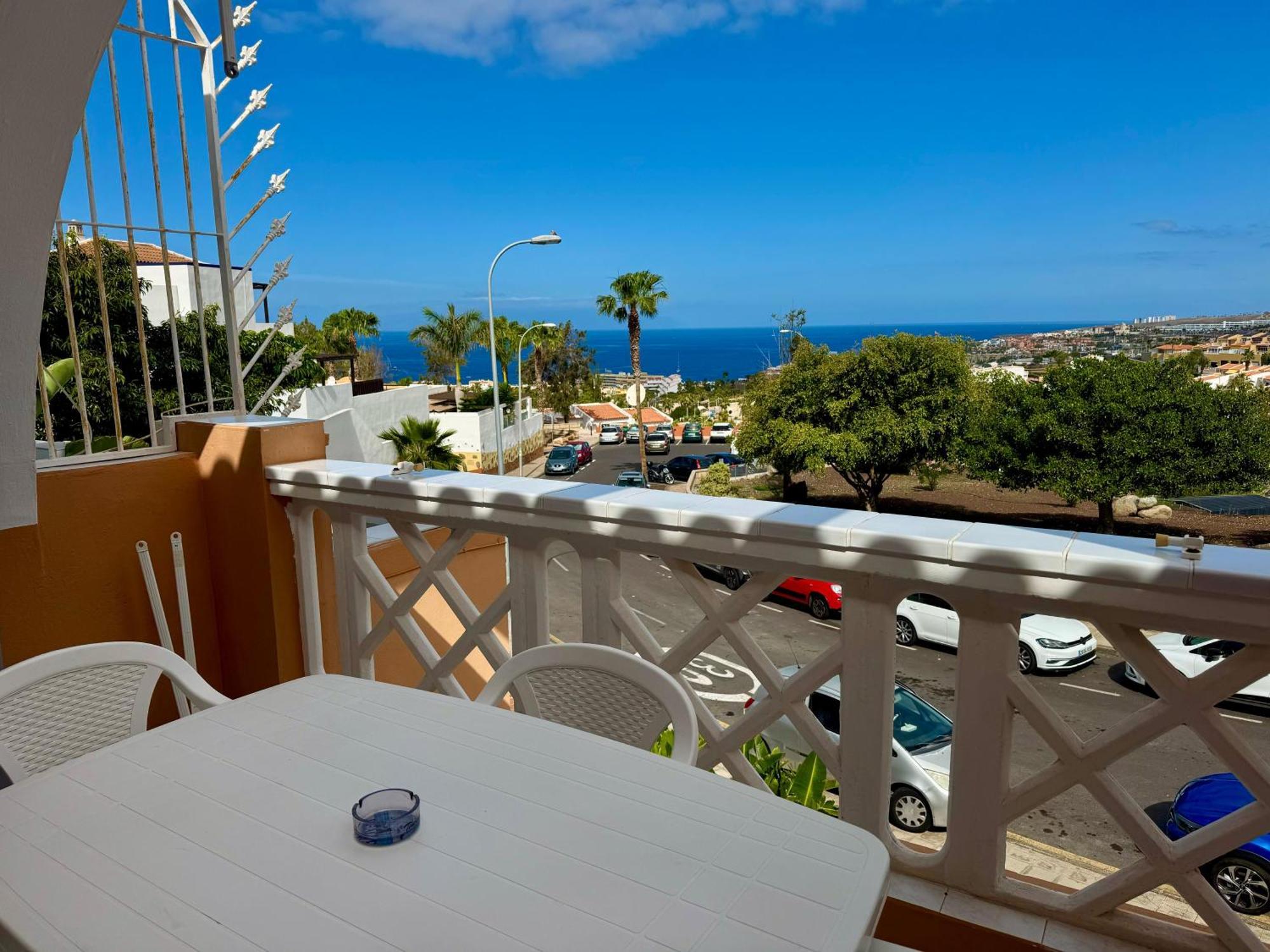 Panoramic Paradise Tenerife Ocean View & Comfort Appartamento